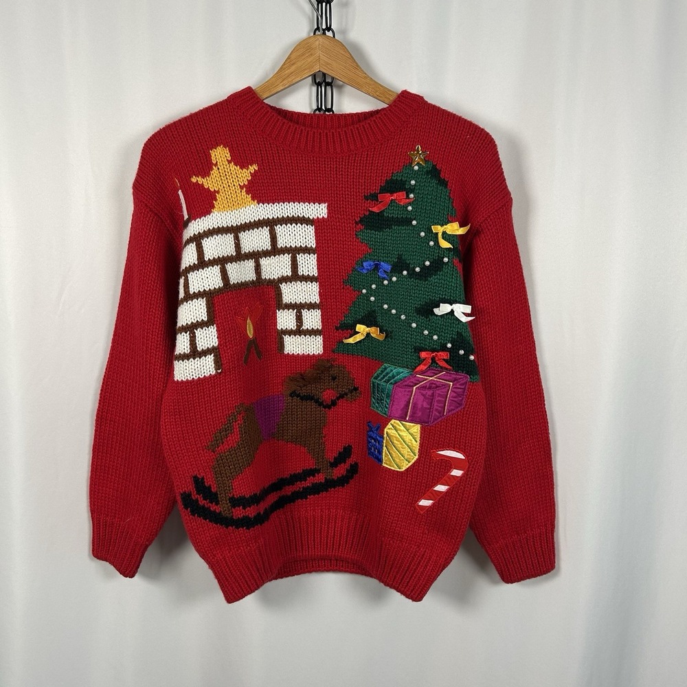 VTG Hastings & Smith Red Christmas Women's Small Sweater - Tree Fireplace Dog
